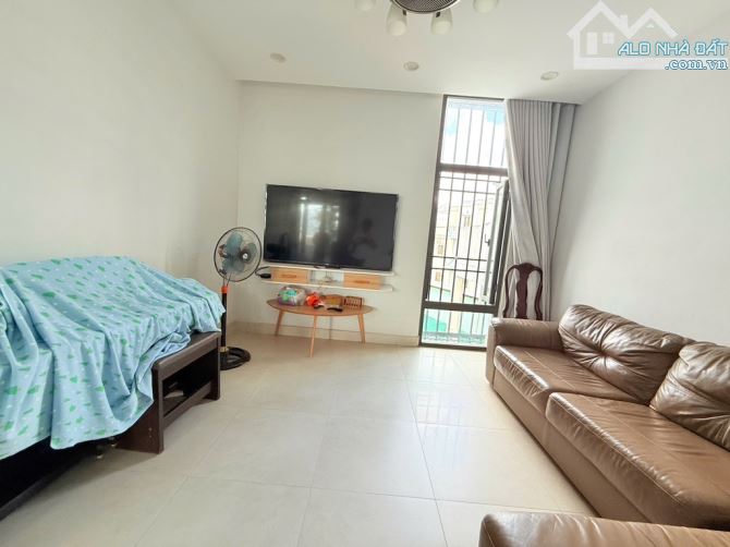 💥CHÍNH CHỦ BÁN GẤP NHÀ NƠ TRANG LONG HẺM Ô TÔ 5M - 102M .6 TẦNG - THANG MÁY