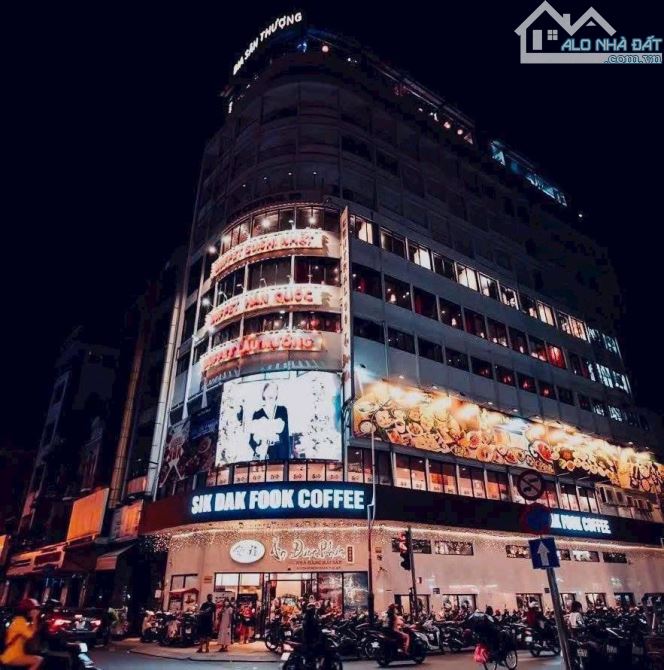 Bán góc 2 MT Trần Hưng Đạo - Châu Văn Liên Q.5 , 10 X 30m , 10 tầng, 3.239m, 30k/tháng