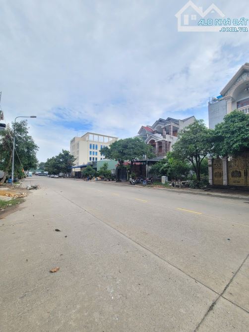 7Tỷ200__125m2__Ngay Vincom550 Dĩ An__Bán nhà cấp 4 KDC Sóng Thần B__Sổ Riêng__đường 18m