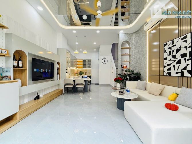 Siêu Phẩm Xuất Sắc ! Nhà Đẹp, Full Nội Thất - 56/70/33E Phan Huy Ích - 3PN - Giá chỉ 5 tỷ