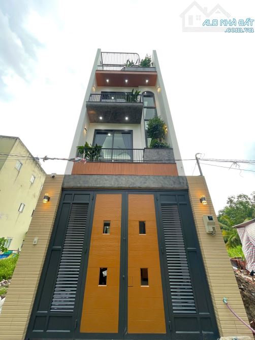 Bán Nhà FULL Nội thất Hẻm Xe Hơi 1 Trệt 4Lầu đường 24, P.Linh Đông Thủ Đức 66m2