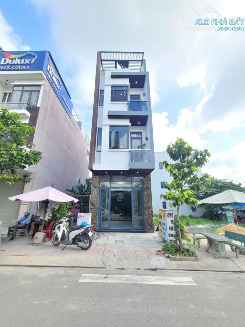 Bán nhà mới 1T2L 4x18.6m hoàn công, đường N1 KDC Phú Hồng Thịnh 8 p.Bình Chuẩn, full nội t