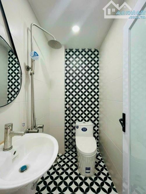 Bán nhà Hẻm 6m Gần nhà thờ Thạch Đà, 2pn-2wc Giá 4tỷ5