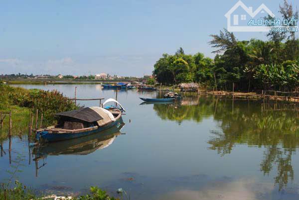 CỰC RẺ NHÀ 2 TẦNG VIEW SÔNG SIÊU ĐẸP – CẨM KIM, HỘI AN,210m2,GIÁ CHỈ 2.1 TỶ