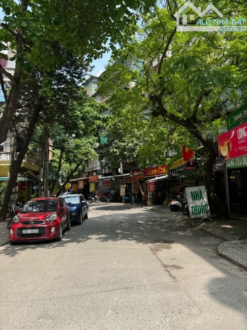 42m*5T, giá 17.8 tỷ-PHÂN LÔ Nguyễn Chí Thanh-ĐỐNG ĐA-ô tô tránh, vỉa hè, Kinh Doanh