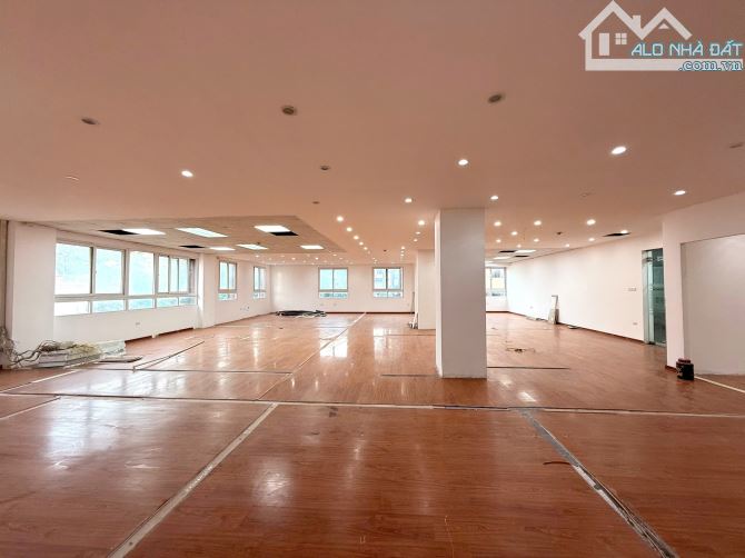ĐỘC QUYỀN CHỈ 1 SÀN DUY NHẤT – 275M² GIÁ "CẮT LỖ" TẠI H10 VINACONEX 6 - 10