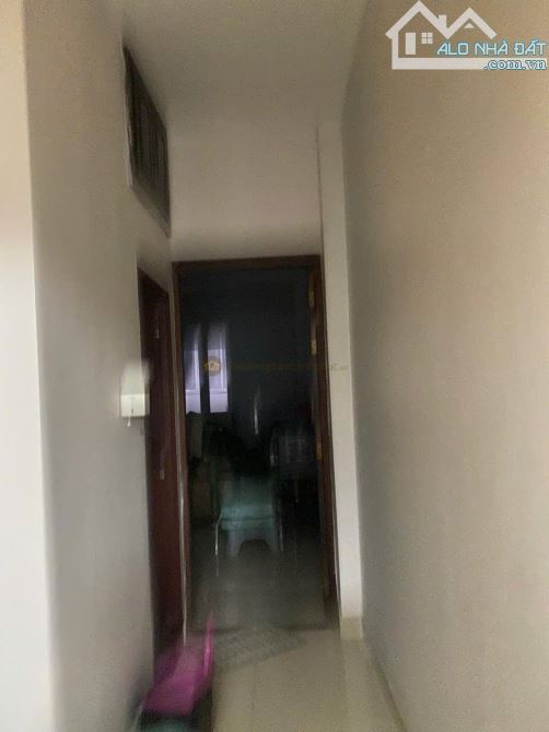 Căn Sát Góc Ngay QUốc Hương 71 m2, 3 Lầu CHO THUÊ RẤT TỐT ĐƯỜNG LỚN THÔNG LÊ VĂN MIẾN Nhỉn - 10
