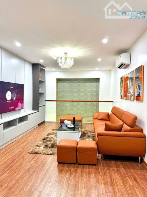🏡CHÍNH CHỦ TẶNG CHO ACE CHỐT NHÀ VÀ CÔNG CHÚNG 1 CHỈ VÀNG 9999  9.x TỶ CÓ NHÀ ĐẸP TRUNG - 11