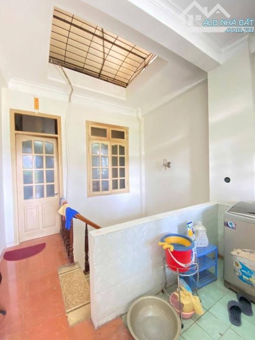 🔥PHÂN LÔ TRƯỚC NHÀ ÔTÔ TRÁNH-NGÕ THÔNG KD-PHỐ CHỢ VỈA HÈ-VIEW HỒ-Lạc Long Quân 45mx13.6Tỷ - 1