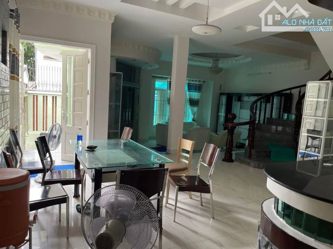 Bán Nhà 1 Trệt 2 Lầu Hẻm Oto Trần Phú 172M2 (18.4x9.5) - Giá: 14Tỷ - 1