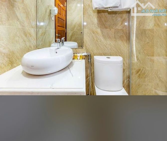 Bán ks Mt Nguyễn Thiện Thuật 7 tầng 26 phòng giá tốt - 1
