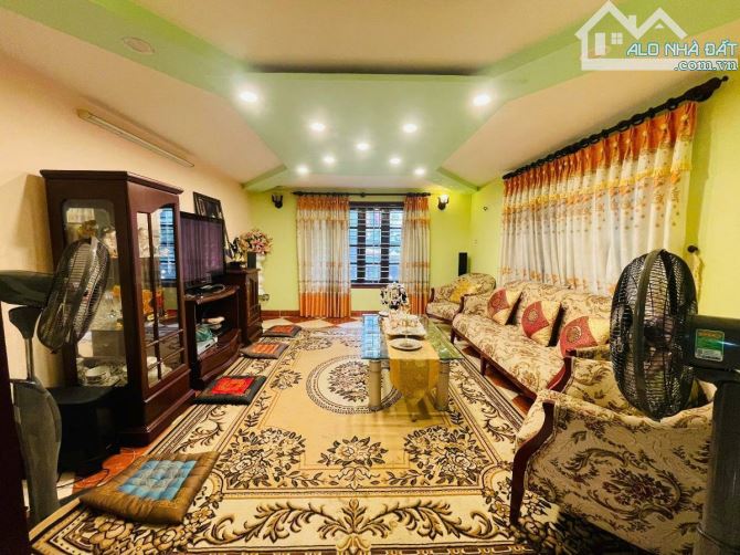 BÁN NHÀ NGUYỄN CẢNH DỊ . KHU ĐÔ THỊ ĐẠI KIM . Ô TÔ PHÂN LÔ VỈA HÈ . GIÁ 24 TỶ. NHÀ 5 TẦNG - 1
