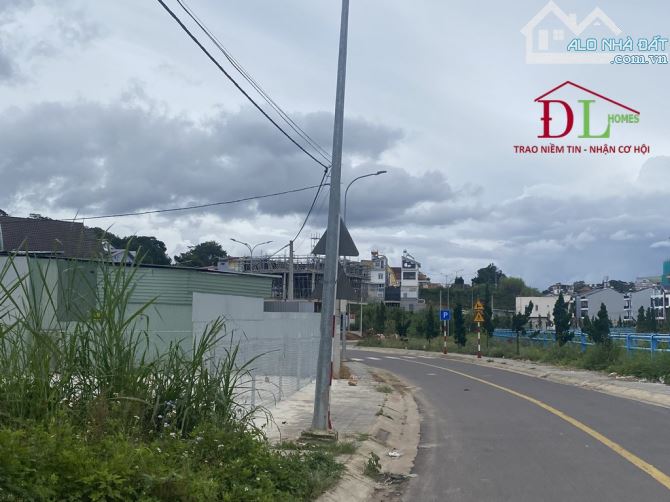 Bán đất biệt lập 2 mặt tiền KQH Phạm Hồng Thái phường 10 Đà Lạt thuận tiện kinh doanh - 1