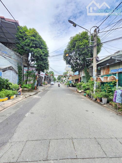 4Ty TL 109,1m2 nhà 1 trệt 1 lầu và 8 phòng trọ, p.An Phú, Tp.Thuận An - 1