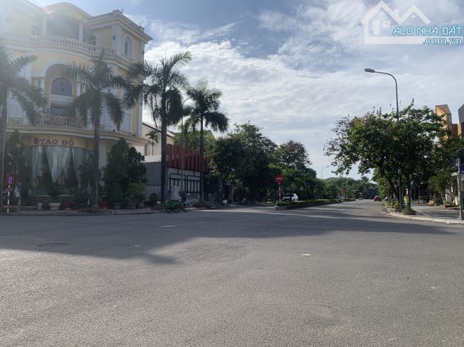 Đất mặt tiền Lê Quang Đạo, khu phố nhà hàng của TP Huế - 1