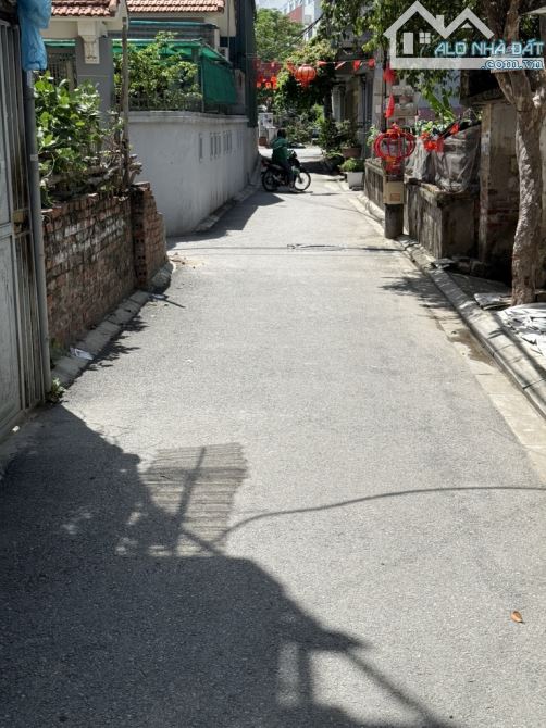 Siêu đẹp, Bán đất Trâu Quỳ Gia Lâm, 83m -12.x tỷ- ngõ thông - ô tô ngủ trong nhà. - 1