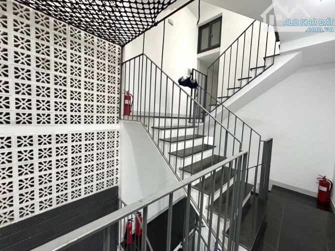 CHDV siêu dòng tiền lê quang định -110m2 -5 tầng -14PN rộng đẹp -780tr/năm cách MT 1 căn - 1