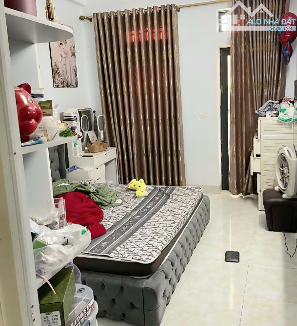 NHÀ CÓ NHIỀU CỬA SỔ ĐƯỜNG CHIẾN THẮNG, LA KHÊ, HÀ ĐÔNG 50m2-4tầng-nhỉnh 8tỷ, LÔ GÓC - 1