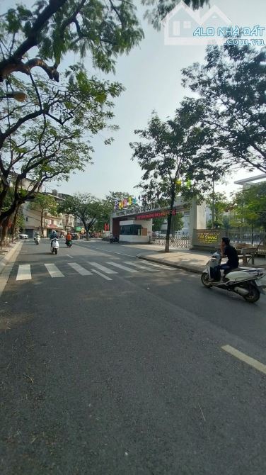 Mặt Phố Hoàng Đạo Thành, Thanh Xuân, 87m², Ô Tô tránh, Vỉa Hè, Kinh Doanh, Nhỉnh 8 tỷ. - 1