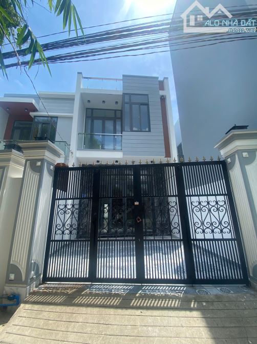 bán nhà phố mới 100% hiện đại ngay ngã 4 xoài đôi - 1
