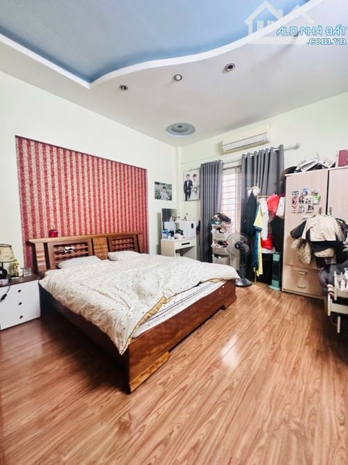NHÀ PHỐ XUÂN ĐỈNH 3 TẦNG – 118m2 - MẶT TIỀN 6.7m - NỞ HẬU - 1