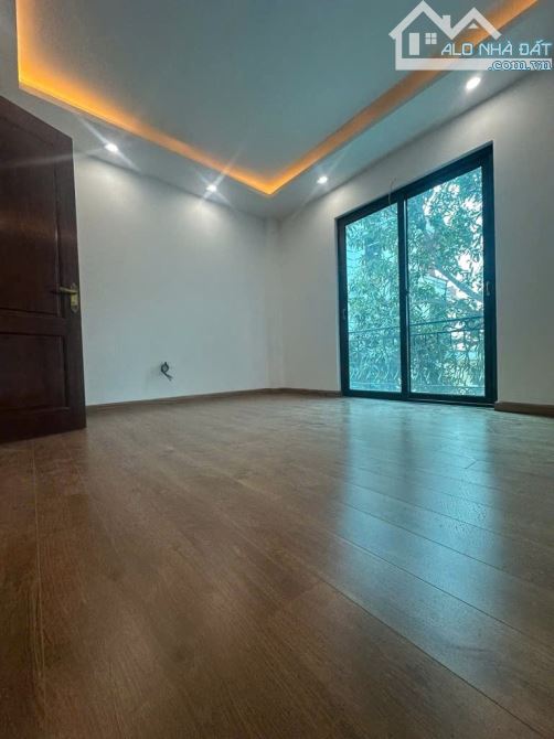 B.Á.N NHÀ THỊ TRẤN ĐAN PHƯỢNG , Ô TÔ TRÁNH , LÔ GÓC ,  SÂN  ĐỂ Ô TÔ NGÀY ĐÊM  38M2, 5 TỶ 2 - 1