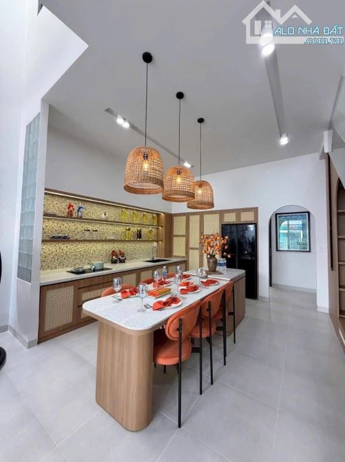 Bán nhà Thượng Thanh, Long Biên 35m2, 5 tầng, 6 tỷ, lô góc 2 thoáng, ô tô đỗ cửa - 1