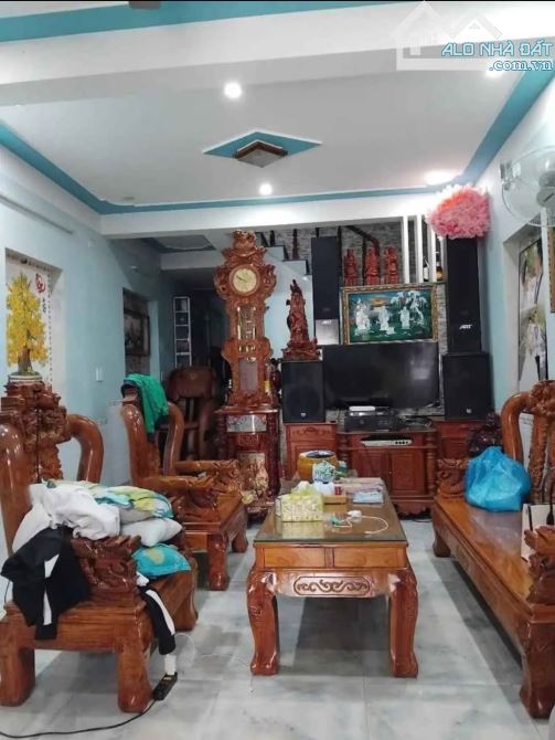 1 CĂN DUY NHẤT NGAY LŨY BÁN BÍCH, HXH THÔNG, CÓ DÒNG TIỀN 4TẦNG BTCT, 63M² MÀ CHỈ VỚI 8 TỶ - 1