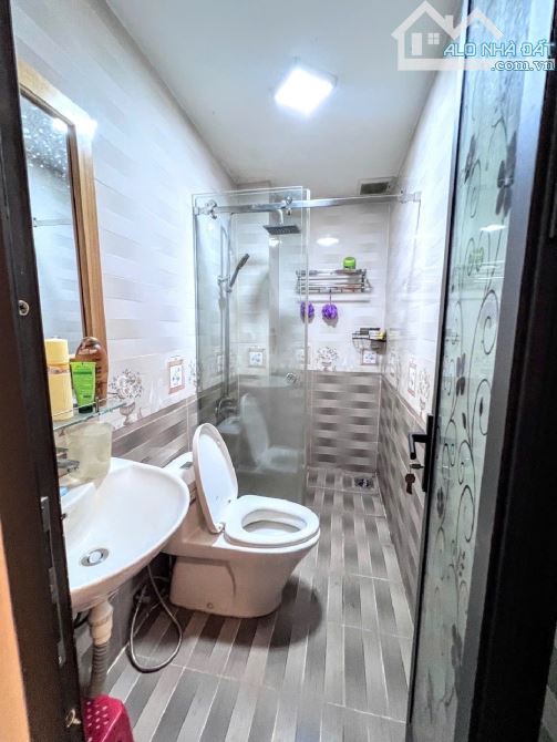 Nhà 3 Tầng Nở Hậu - Kinh Doanh Cực Đỉnh - Ngay Chợ An Hải Động Sầm Uất Ngày Đêm - Chỉ 9 Tỷ - 1