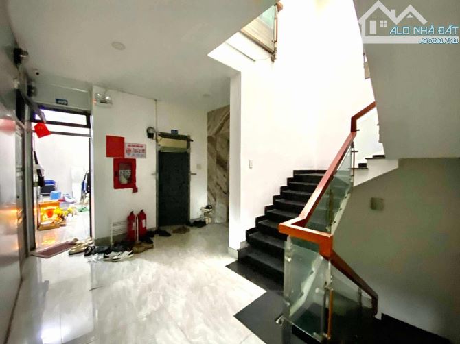 CĂN HỘ DỊCH VỤ CAO CẤP CÓ THANG MÁY, MẶT TIỀN NGUYỄN ẢNH THỦ* NGANG 9M, 40PHÒNG THUÊ 110TR - 1