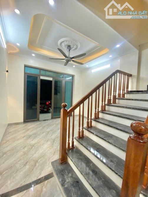Bán nhà trong ngõ đường Trần Huy Liệu - 1