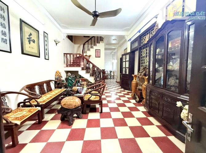PHẢI NHANH MỚI KỊP - BÁN NHÀ TRẦN QUANG DIỆU - Ô TÔ TRÁNH - 125M2 - 8.5M MẶT TIỀN- 42.5 TỶ - 1