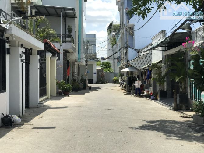 Đất 14x25m đường Huỳnh Tấn Phát, P.Phú Thuận, Q7 - Giá hơn 7 tỷ