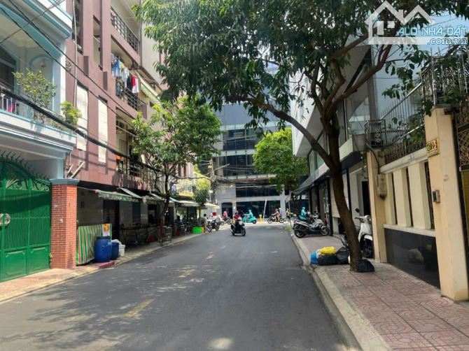 Chủ kẹt tiền cần bán gấp KS 6 tầng vị trí đắc địa K300 đường Nguyễn Minh Hoàng giá 19,5 tỷ - 1