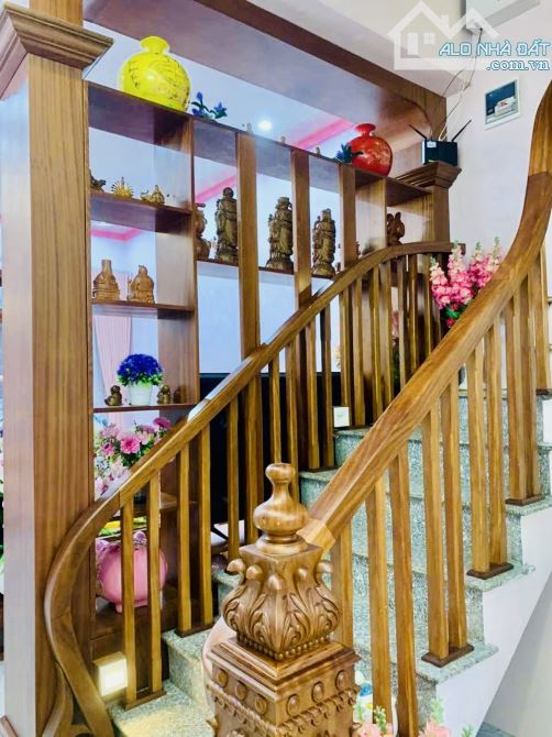 Bán nhà 5 tầng tại trung tâm thị trấn Văn Điển, Thanh Trì, gần ô tô, 6.1 tỷ. - 1