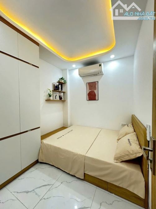 Hàng hiếm tại Liên Mạc, 4,49 tỷ, 32m2, 3PN, 4WC, 5 tầng - 1