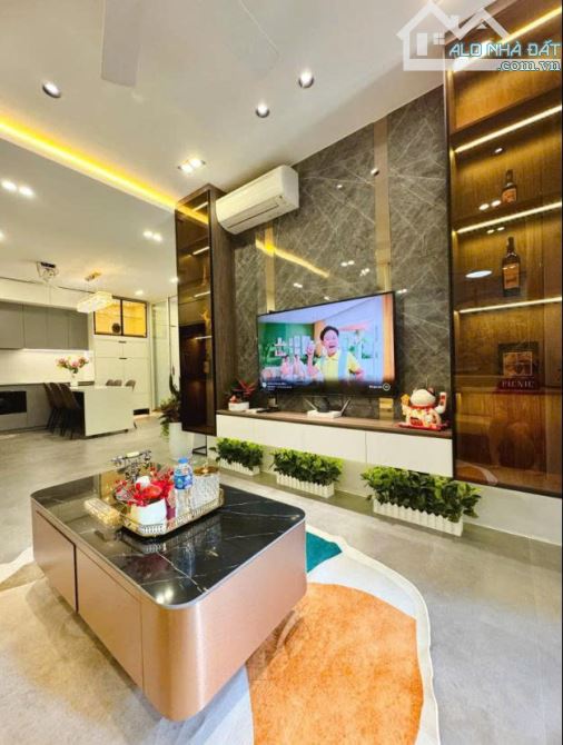 CĂN HỘ CHUNG CƯ TIMES CITY SIÊU ĐẸP. CHỦ CỰC KỲ TÂM HUYẾT. NHÀ ĐẸP SANG CHẢNH. KHÁCH XEM L - 1