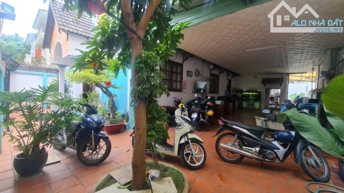 Bán biệt thự vườn đường số 14 dương Quảng hàm phường 5 quận gò vấp - 1