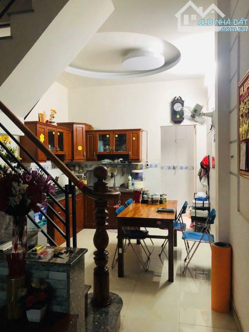 Bán Nhà 3 tầng, 2,85 tỷ, KDC 1456 Lê Văn Lương, gần công an xã Phước Kiển - 1