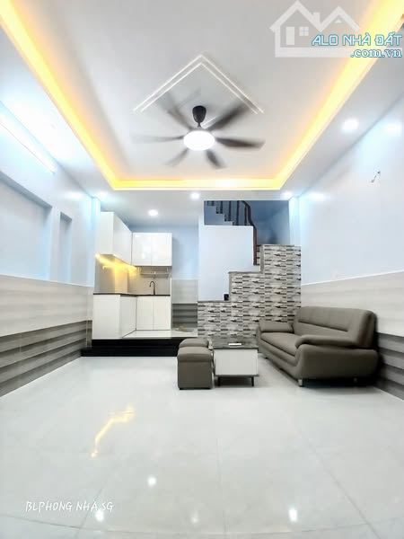 NHÀ 3 TẦNG - PHÚ MỸ HƯNG - NGANG 4M2 - SỔ RIÊNG HCĐ - KDC - TẶNG NỘI THẤT -NHỈNH 3đ TL - 1