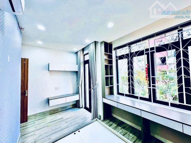Bán căn nhà nằm trong khu biệt thự liền kề 357A Nguyễn Trọng Tuyển P,1 Tân Bình 5x18.9m - 12