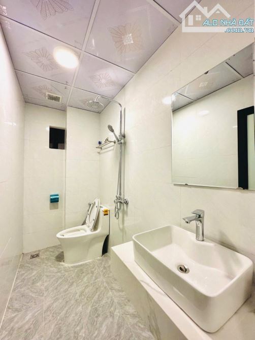 VĂN CHƯƠNG-ĐỐNG ĐA-6 TẦNG THANG MÁY-NHÀ 2 THOÁNG-GẦN HỒ-9.8 TỶ-NỞ HẬU-SỔ SẴN - 13