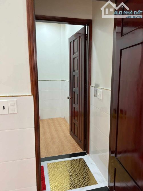 SIÊU PHẨM MI NI SÁT BÊN CHỢ GIÃN DÂN - 2 TẦNG - HIỆP THÀNH - QUẬN 12 - GIÁ 3,1tỷ - 16