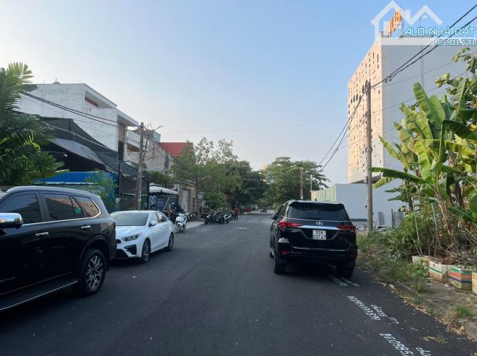BÁN ĐẤT 16,5x22 KDC TUỔI TRẺ Q.2 GIÁ 120TR/M2 - 4