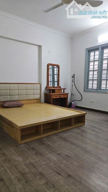 TRUNG TÂM ĐỐNG ĐA - PHỐ TÂY SƠN, DÂN XÂY CHẮC CHẮN, CÁCH Ô TÔ 35M, Giá 7.1 Tỷ - 2