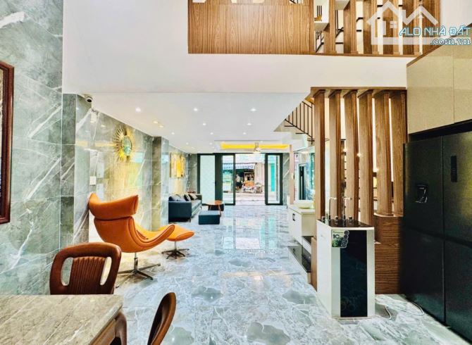 Bán nhà dòng tiền cho thuê 23triệu ngay Bùi Thị Xuân,P1,Tân Bình-Giá:4tỷ470/63m2(4,5x 14) - 2