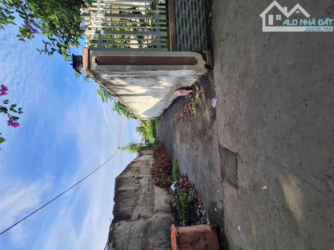 🌳 Cần chuyển nhượng 01 nền Vị trí : khóm 4 Phường 5 TP Trà Vinh . Nhánh nhựa đường D5, đ