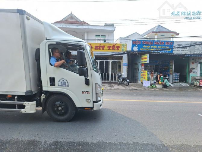 Nhà mặt tiền 652m ngang 10m thu 45trieu tháng gần ngã tư Hòa Lân Tp. Thuận An - 2