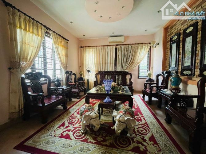 BÁN NHÀ NGUYỄN CẢNH DỊ . KHU ĐÔ THỊ ĐẠI KIM . Ô TÔ PHÂN LÔ VỈA HÈ . GIÁ 24 TỶ. NHÀ 5 TẦNG - 2