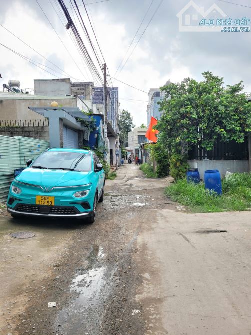 4ty1 TL 128,4m2 đất cách đường Nguyễn Hữu Cảnh 100m p.Đông Hòa Tp.Dĩ An - 2